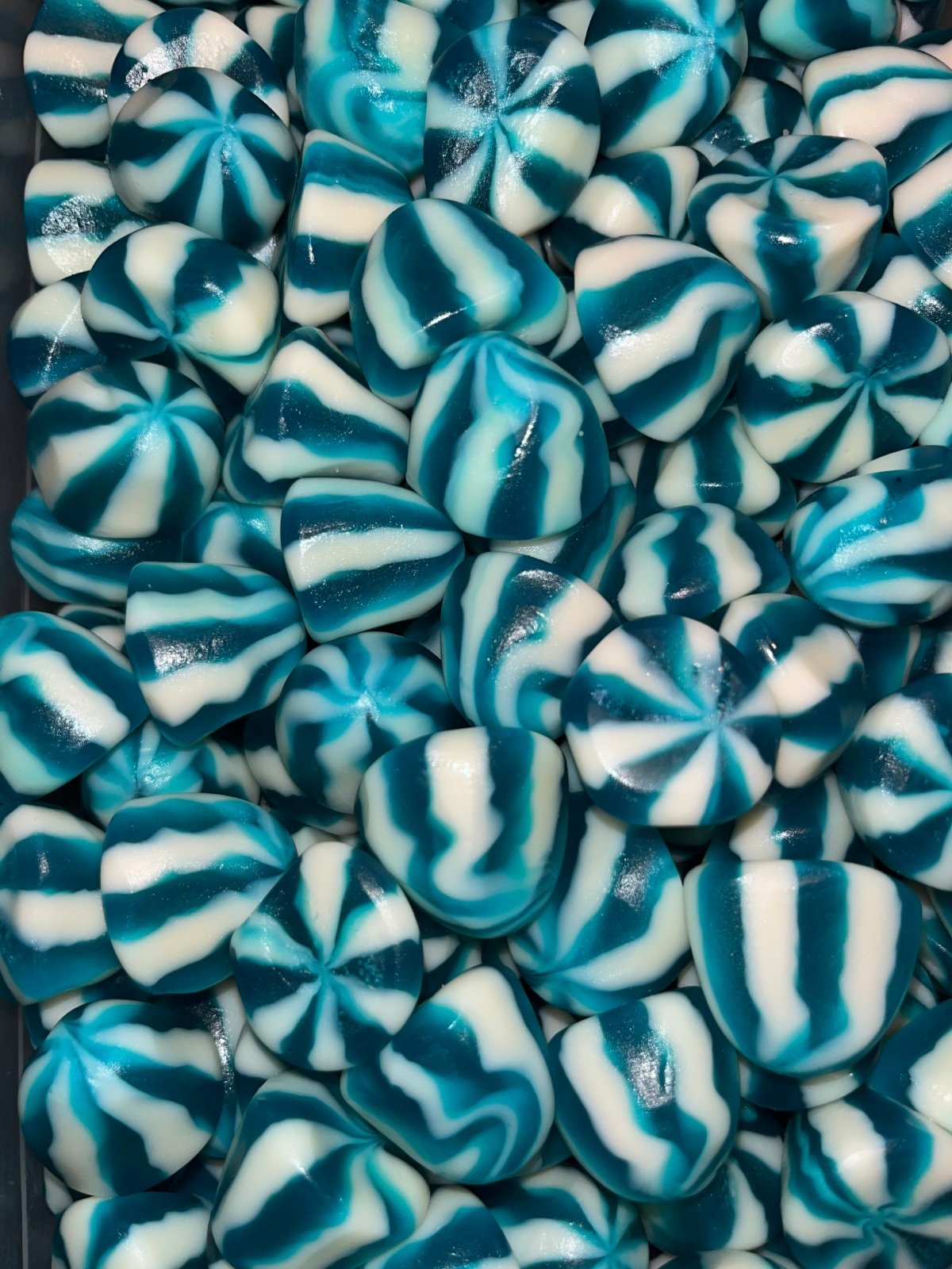 Blue Raspberry Twist Kisses - Essex Sweet Tooth